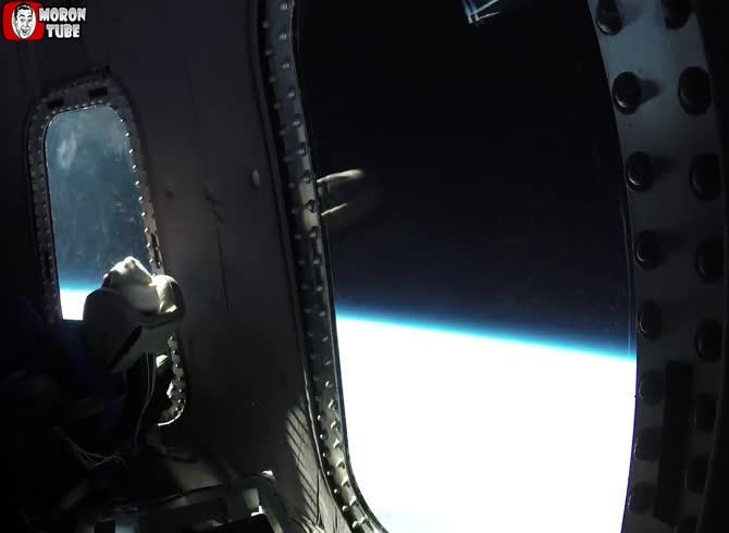 Video :Blue Origin tests their space tourism-related reusable suborbital rocket